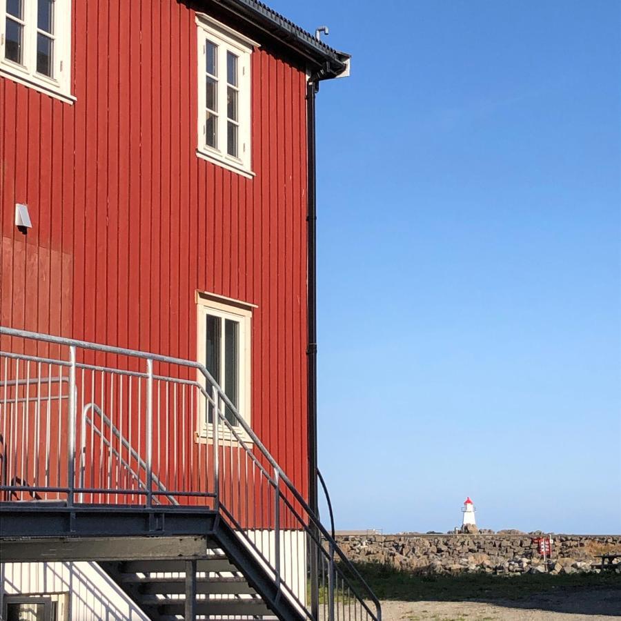 Laukvik Suites Apartment *